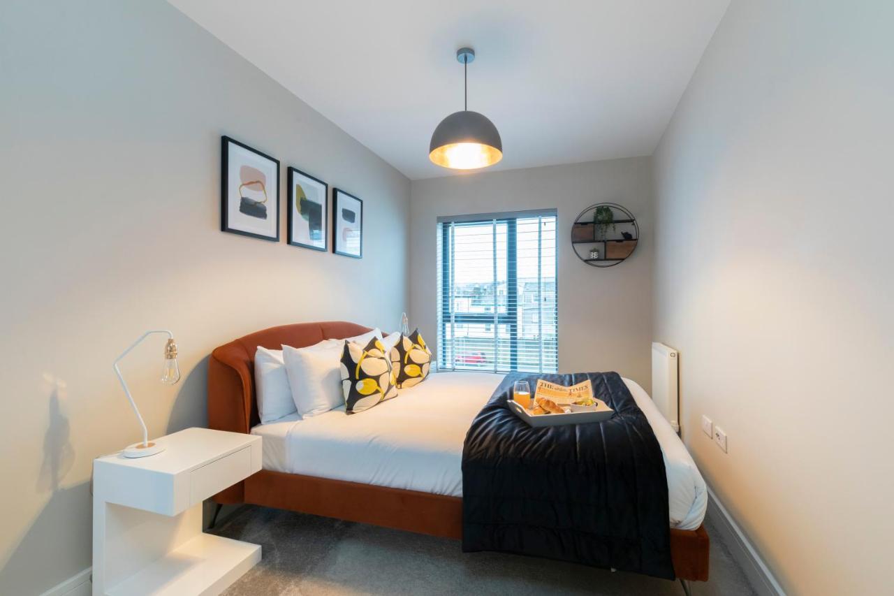 Elliot Oliver - Chic 2 Bedroom Town Centre Apartment Cheltenham Exterior photo
